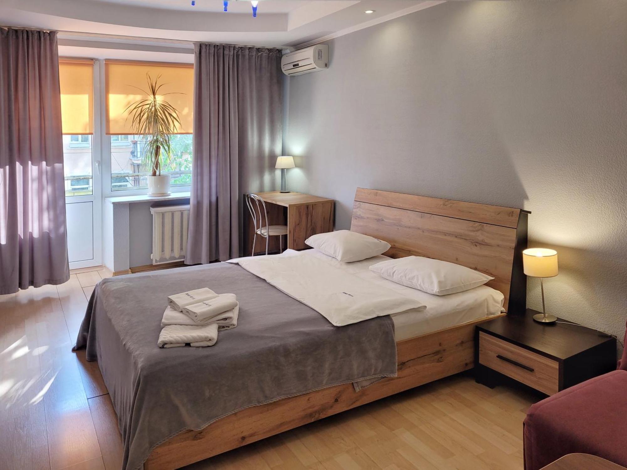 Home-Hotel Apartments On Maidan Nezalezhnosti Square เคียฟ ภายนอก รูปภาพ